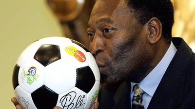 FACTBOX: Pele's career in numbers