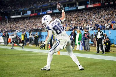 Dalton Schultz with a pair of TD receptions for Cowboys