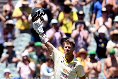 No retirement plans for hungry Warner after double ton