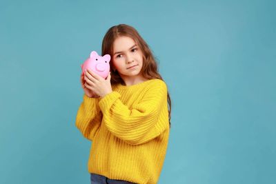How to help your child grow a savings habit in 2023 and beyond