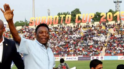 When King Pele enjoyed the 'beautiful game' with school children in Delhi