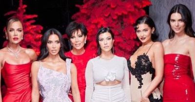 Kim Kardashian fires back at claims she Photoshopped Christmas photo with sisters