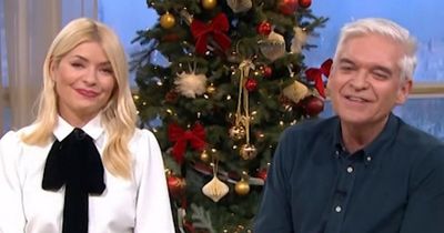 This Morning's Holly Willoughby 'loses it' as show revisits Miriam Margolyes moment