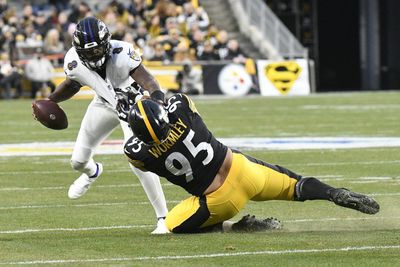 Ravens QB Lamar Jackson unlikely to play vs Steelers