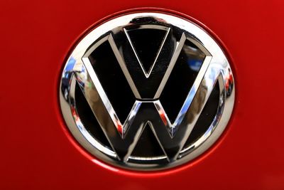 Volkswagen recalls Beetles to replace Takata air bags