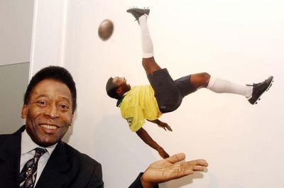 Scottish football to pay respects to Pele ahead of New Year fixtures