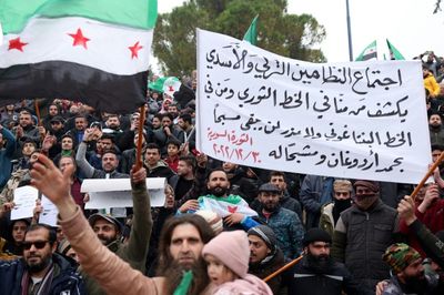 Hundreds of Syrians protest signs of Damascus-Ankara thaw