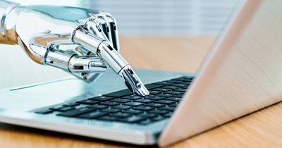 An interview with a robot on the impact of AI on the APS