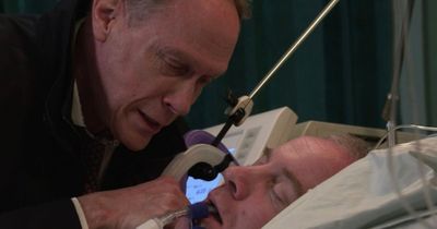 Corrie fans 'work out' Stephen's twist exit storyline as killer plots cobbles dash