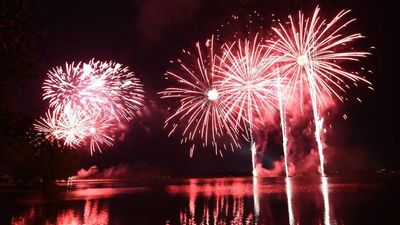 Darwin Waterfront cancels New Year's Eve fireworks and concert, citing safety concerns due to wild weather