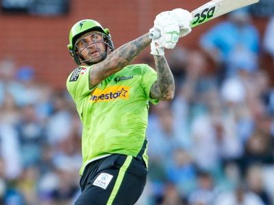 Thunder post huge BBL total to beat Hobart