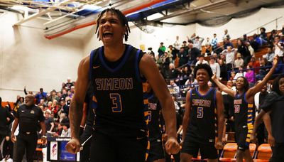 ‘The general’ Jalen Griffith helps Simeon survive Benet’s late charge and win the Pontiac title