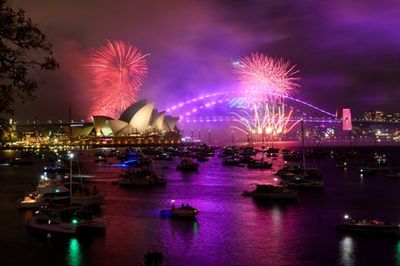 New Year’s Eve celebrations LIVE: Celebrations erupt across the world as countries welcome start of 2023