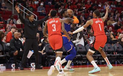 ‘There’s no improvement’: Rockets crushed by Julius Randle, turnovers on New Year’s Eve