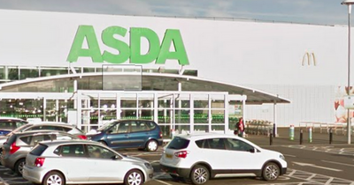 Disgusted Edinburgh Asda shopper spots turkeys two weeks out of date on shelves