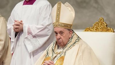 Pope holds New Year’s Day Mass as Vatican prepares to mourn Benedict