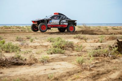 Dakar 2023: Sainz leads Stage 1 from Loeb, Al-Attiyah struggles
