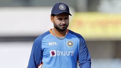 'Rishabh Pant was trying to avoid pothole': Delhi cricket official on reason of the accident