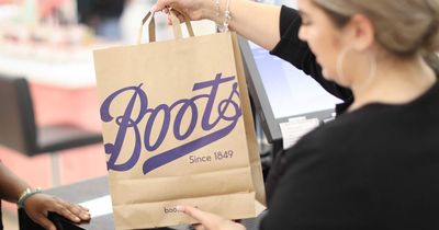 Boots giving away free makeup to shoppers who spend £15 online