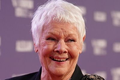 Hotel guests treated to musical performance by Hollywood star Dame Judi Dench