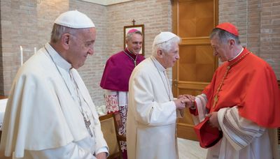 Cardinal Cupich to hold Mass for Pope Benedict at Holy Name Cathedral on Monday