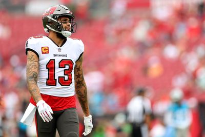 Mike Evans breaks 1,000-yard receiving mark in style for Bucs