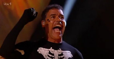 Chris Kamara on The Masked Singer as Ghost has fans in stitches with big reveal