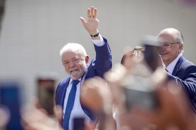 Leftist Lula da Silva is sworn in as president to lead a divided Brazil