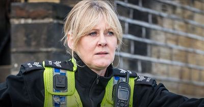 Happy Valley new series starts with BBC warnings to viewers over 'violent and upsetting content