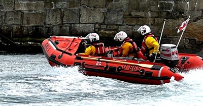 Rescuers rush to help kite surfer off Dollymount Strand after getting tangled in kite lines