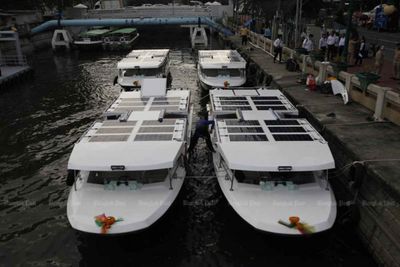 Electric boat service gets fresh start