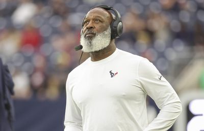 Lovie Smith unsure how to evaluate his coaching of the Texans in 2022