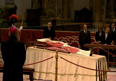 Thousands pay tribute to ex-pope Benedict at lying-in-state