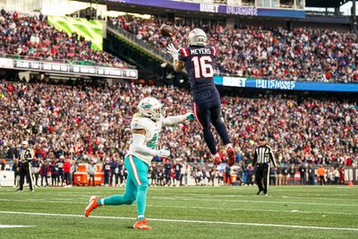 WATCH: Jakobi Meyers leaps for game-winning touchdown catch