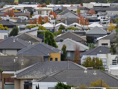 Housing decline picks up speed again