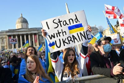 Ukrainians in UK forced to choose between homelessness and returning to war