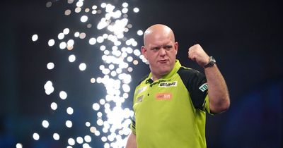 What time are the World Darts Championship semi-finals tonight? Line-ups, TV channel and live stream info