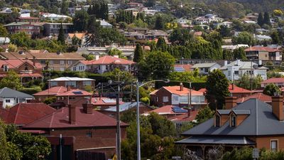 Hobart house values drop of 7pc a 'cooling' rather than a 'plummet'