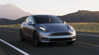 Five-Seat Tesla Model Y Does Not Qualify For New Federal Tax Credit