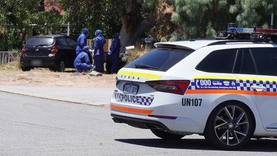 WA Police investigate suspected High Wycombe homicide after man found dead in Perth's east