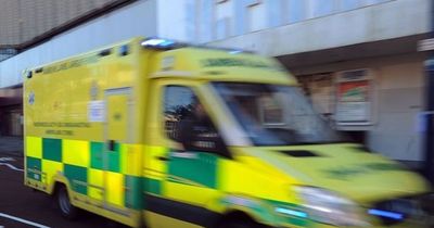 Reasons why an ambulance flashes its blue lights without a siren