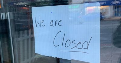 Sign confirms closure of 'excellent' Thai restaurant on Mansfield Road in Sherwood
