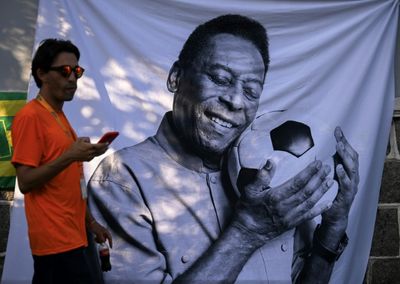 Pele lives on in 738 Peruvian children named for football star