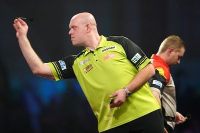 PDC World Championship: Michael van Gerwen warns no one can stop him ahead of Michael Smith rematch
