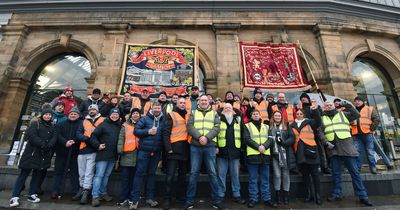 'Brand new year, same old problems': RMT strikers blame government in ongoing dispute