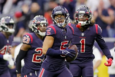 Texans coach Lovie Smith makes a point about S Jalen Pitre’s season