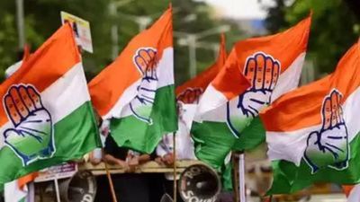Congress steps up protests over remerging of 4 districts in Assam