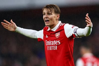 Arsenal 0-0 Newcastle: Gunners frustrated by Magpies but go eight point clear in Premier League