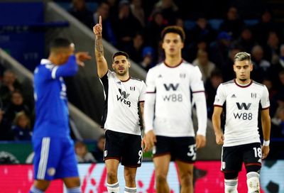 Aleksandar Mitrovic effort enough as Fulham boost European charge at Leicester