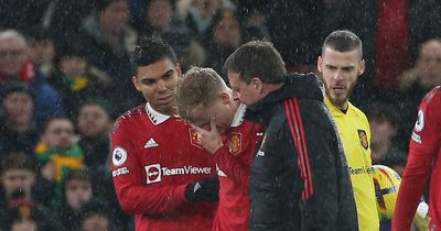 Manchester United issue Donny van de Beek injury update